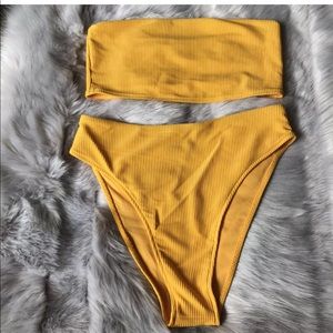 ❌SOLD❌Frankies Jenna yellow bikini set